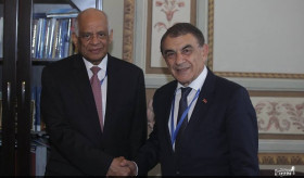 ՀՀ ԱԺ նախագահը Սանկտ Պետերբուրգում հանդիպել է Եգիպտոսի եւ Բենինի խորհրդարանների ղեկավարների հետ 